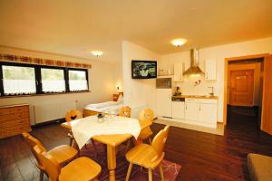 Haus Hubertus by Summit Travel