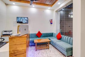 SPOT ON L G Guest House