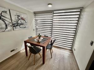 Apartamento 2 habitaciones Las Condes I Mall Parque Arauco I Estacionamiento I Calefacción