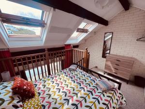 Surf n Sands in Porthtowan Beachfront Apartment