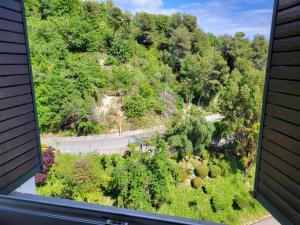 Sejours chez l'habitant Private Room-3 in HANNANA Apartment- 2 min walk To Tram 12 min to Nice train station 15 min to Massena Place : photos des chambres