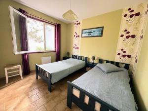 Maisons de vacances 150m de la plage - Maison vendeenne pour 6 : photos des chambres