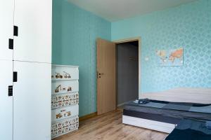 2 BDR Cozy Downtown Apt I Mall, Park, Subway