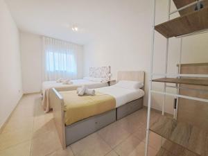 2a Línea de Mar, Playa de Lloret, Centro Histórico