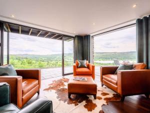 6 Bed in Coniston 78674