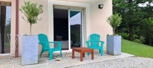 B&B / Chambres d'hotes Domaine des Etoiles : Chambre Double Deluxe (2 Adultes + 1 Enfant)