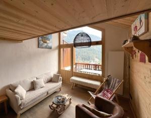 L’Éterlou Au pied des pistes, vue montagne