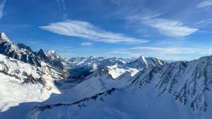 Appartements L’Eterlou Au pied des pistes, vue montagne : photos des chambres
