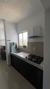 Departamento en suites palmas, con club de playa