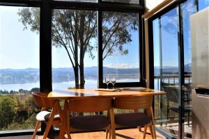 The Tamar Ridge Lookout 2BR 2Bath Suite