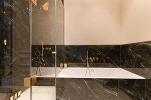 Appartements Maison Galante-s apartments with Services in Louvre - Rue des Dechargeurs : photos des chambres
