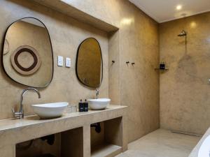 Kings Walden Garden Manor