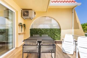 Home2Book Stylish Apt Fañabé, BBQ Terrace & Pool