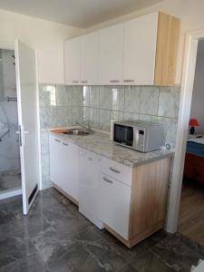 Apartment in Zdrelac with balcony, air conditioning, WiFi, dishwasher 4834-3
