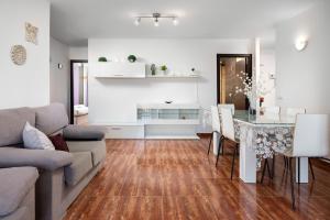 Palmeras Benalmadena by Alfresco Stays