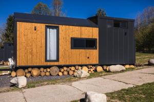 ARIETES MARMONT Tiny Houses