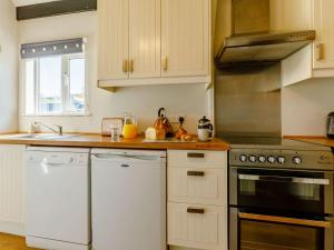 2 Bed in Barnstaple 09089