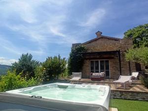 Ca Gulino - Urbino - Villa con Minipiscina in Borgo Antico