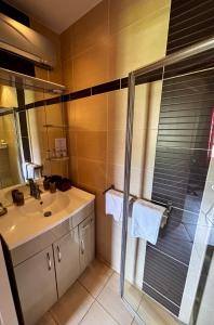 B&B / Chambres d'hotes Les Galeries de Beaulac : photos des chambres