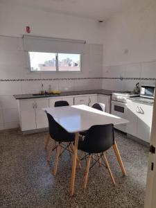 Depto Centrico en Planta Alta