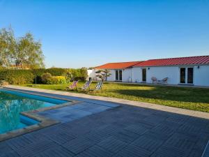 Maisons de vacances Ty Grain de Sel : logement privatif avec piscine, jardin et patio : photos des chambres