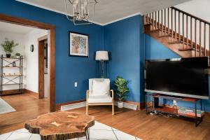 The Blue Pearl by Zen Living