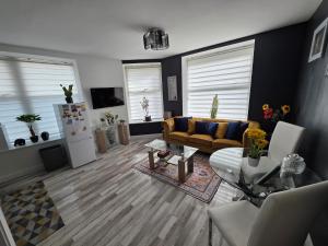 The Holiday 20 flat! outside LEZ