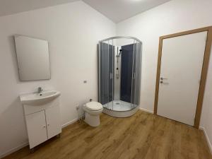 Station 64 A5 Charleroi-Airport