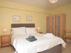 2 Bed in Westward Ho OCE16