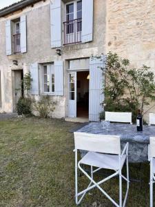 Maisons de vacances Village house with garden and lovely view : photos des chambres