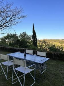 Maisons de vacances Village house with garden and lovely view : photos des chambres