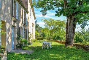 Maisons de vacances Village house with garden and lovely view : photos des chambres