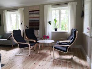 Nybyggd stuga i naturskönt läge