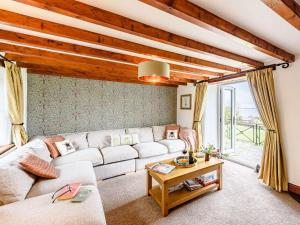 4 Bed in Holywell 82276