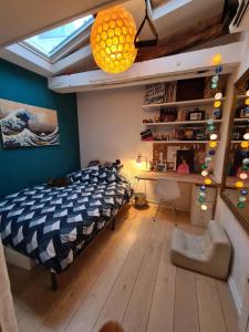 Appartement parisien en bas de Montmatre