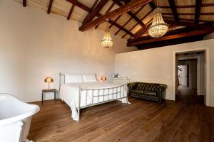 Hotel D H Lawrence img34