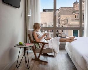 Superior Double or Twin Room with City View room in Kubic Athens Smart Hotel