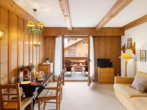 Apartment Square Poste 341 by Interhome