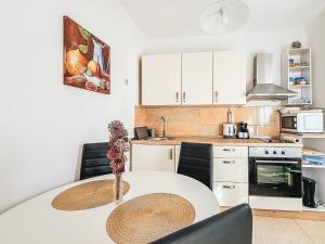 Apartment Lucia by Interhome