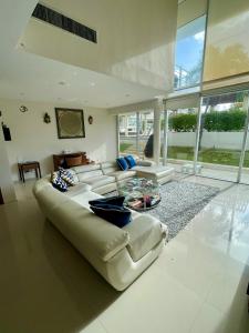 Apartamento 3 cuartos, al lado del mar