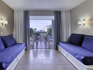 Apartment Les Rivages de Coudoulière-8 by Interhome