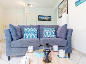 Apartment Les Gentianes by Interhome