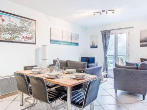 Apartment Les Gentianes by Interhome