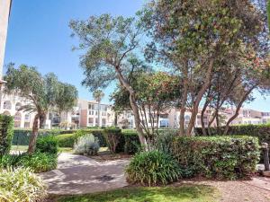 Appartements Apartment Les Rivages de Coudouliere-9 by Interhome : photos des chambres