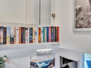 Holiday Home Ferienhaus Bude 92 by Interhome