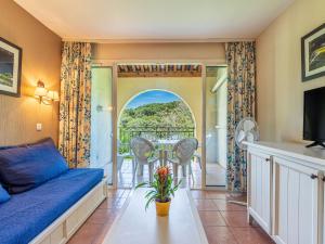 Apartment Les Rivages de Coudoulière-7 by Interhome