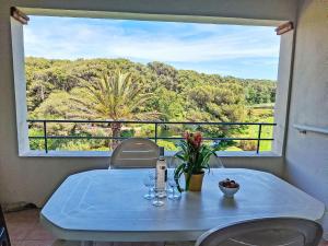 Appartements Apartment Les Rivages de Coudouliere-16 by Interhome : photos des chambres