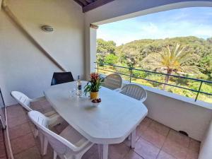 Appartements Apartment Les Rivages de Coudouliere-16 by Interhome : photos des chambres