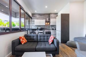 Quai des Roches-Proche Cathédrale