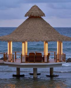 Ordovician Beach Resort